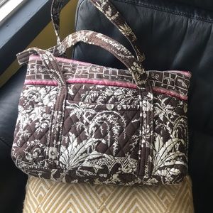Vera Bradley pagoda pattern quilted tote